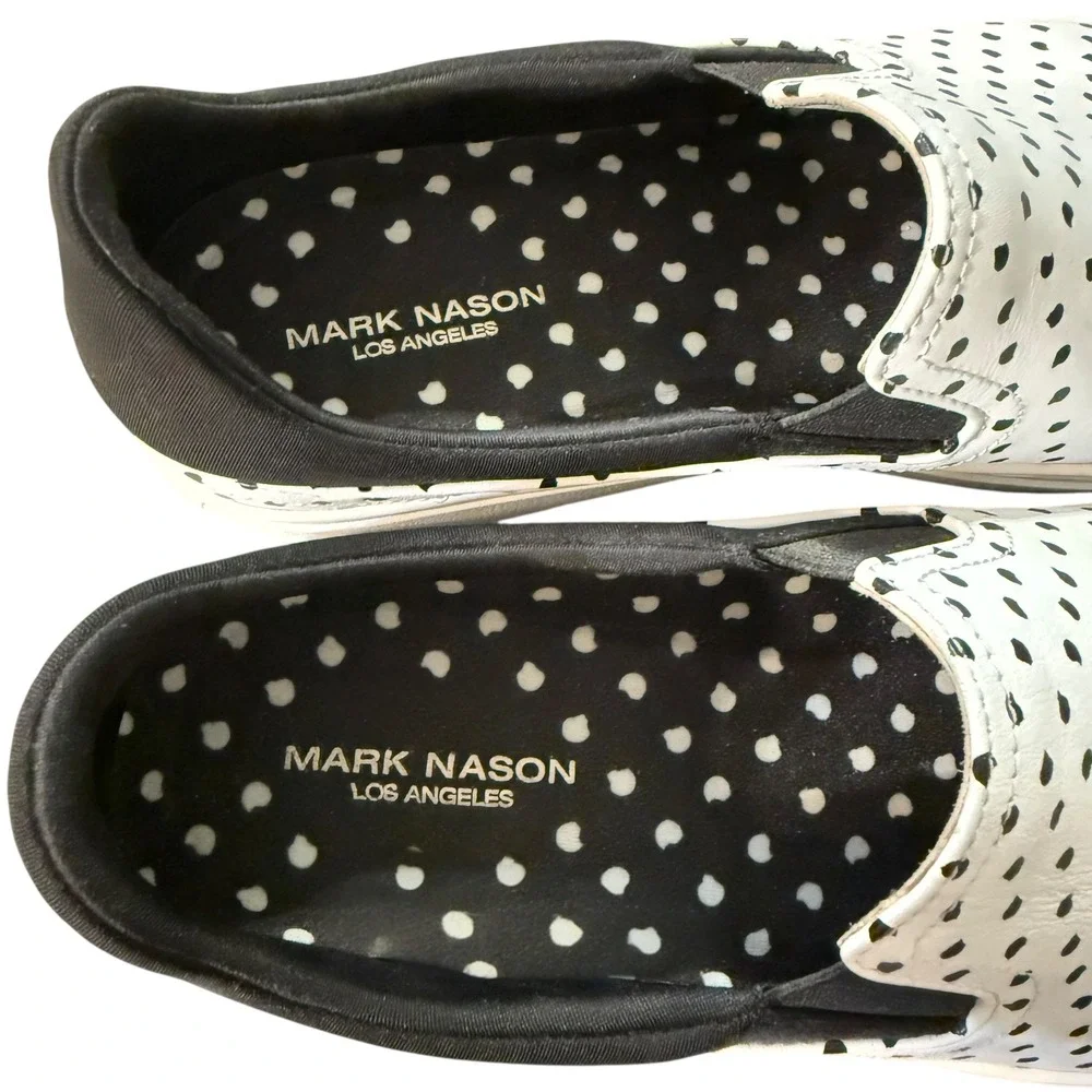 Mark Nason Aimee Slip On Sneakers Women's Size‎ 10 White Black Polka Dot Leather
